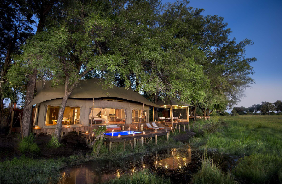 Safari lodge with an outdoor deck near Kruger National Park in South Africa